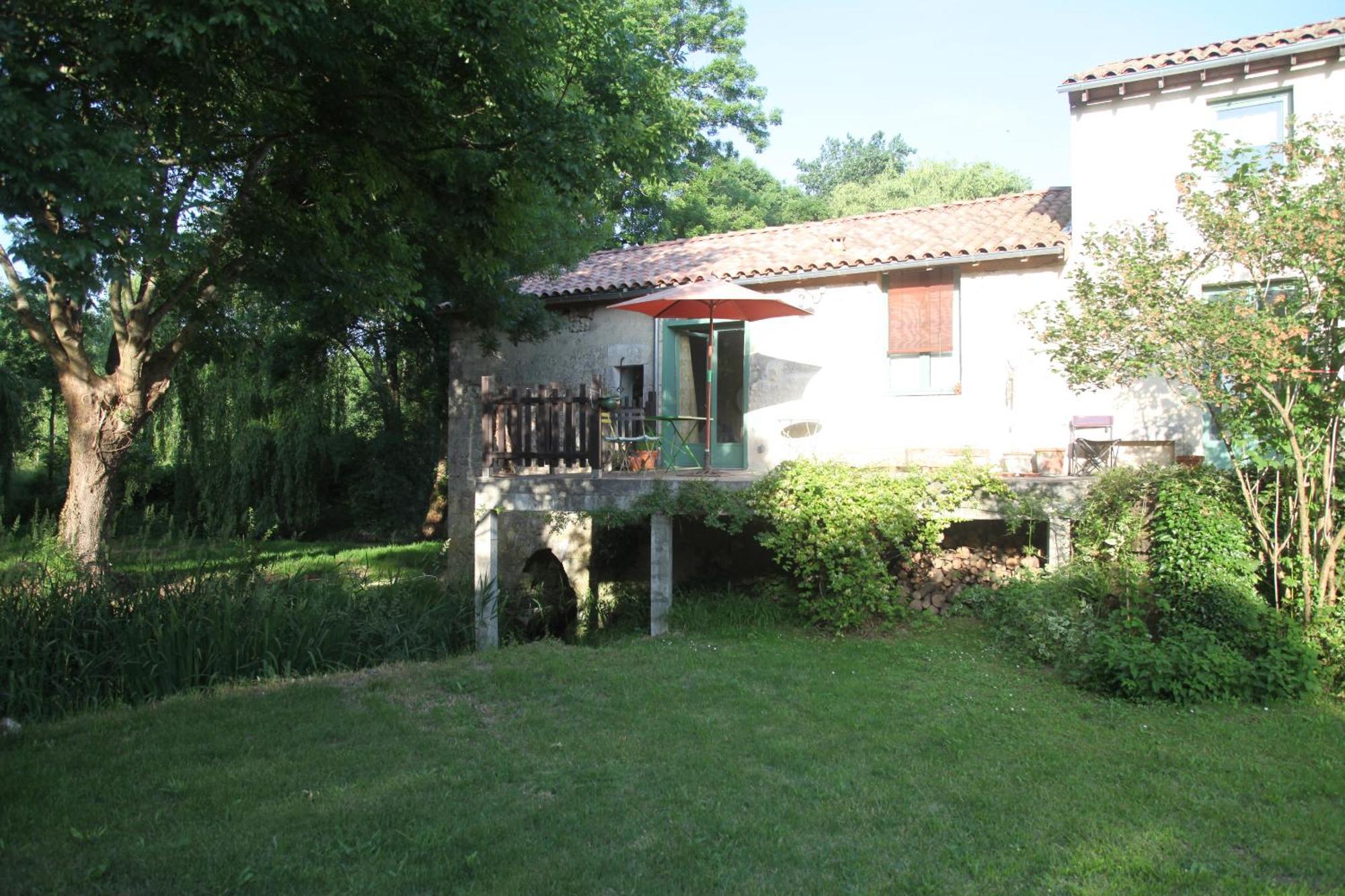 Appartamento Ancien Moulin A Eau Sur La Seugne Mosnac  Esterno foto